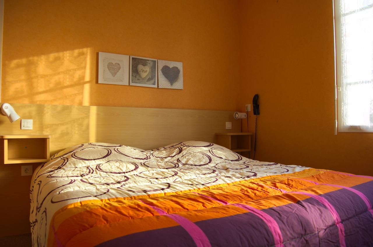 Hotel De Tesse Bagnoles de l'Orne Normandie Room photo